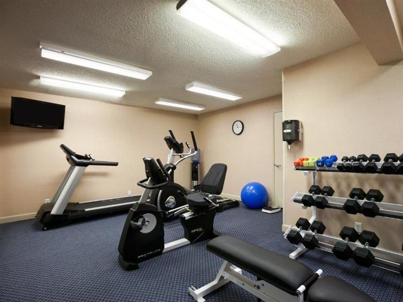 Hawthorn Suites Of Трой Екстериор снимка